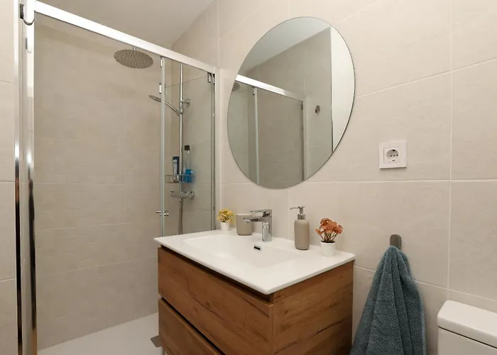 Centre, Renovated, 200m Apartamento Fuengirola