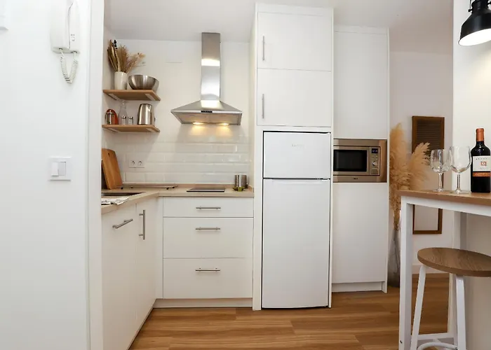 Apartamento Centre, Renovated, 200m Fuengirola