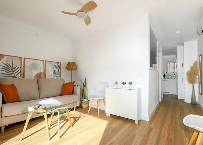 Centre, Renovated, 200m *