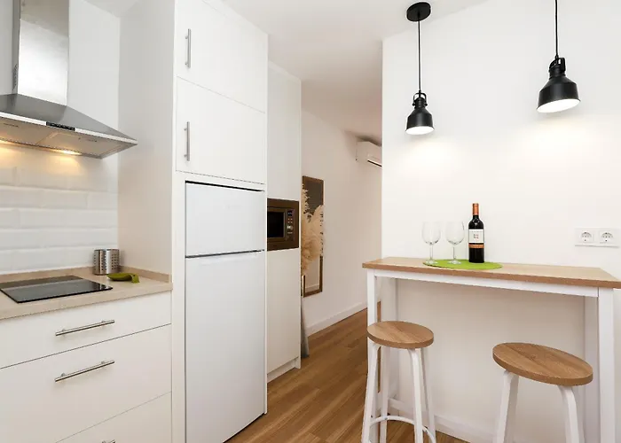 Centre, Renovated, 200m Fuengirola